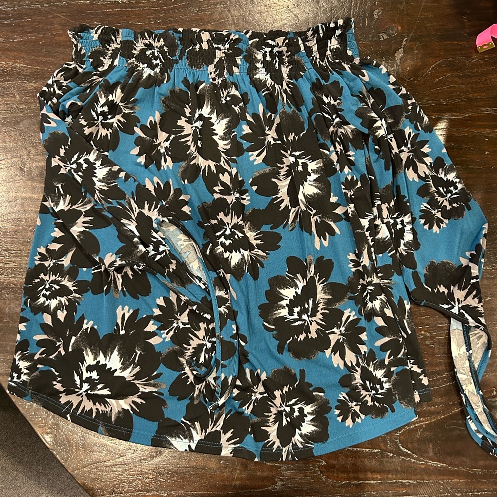 White House Black Market Black and Teal Floral Off-The-Shoulder Top